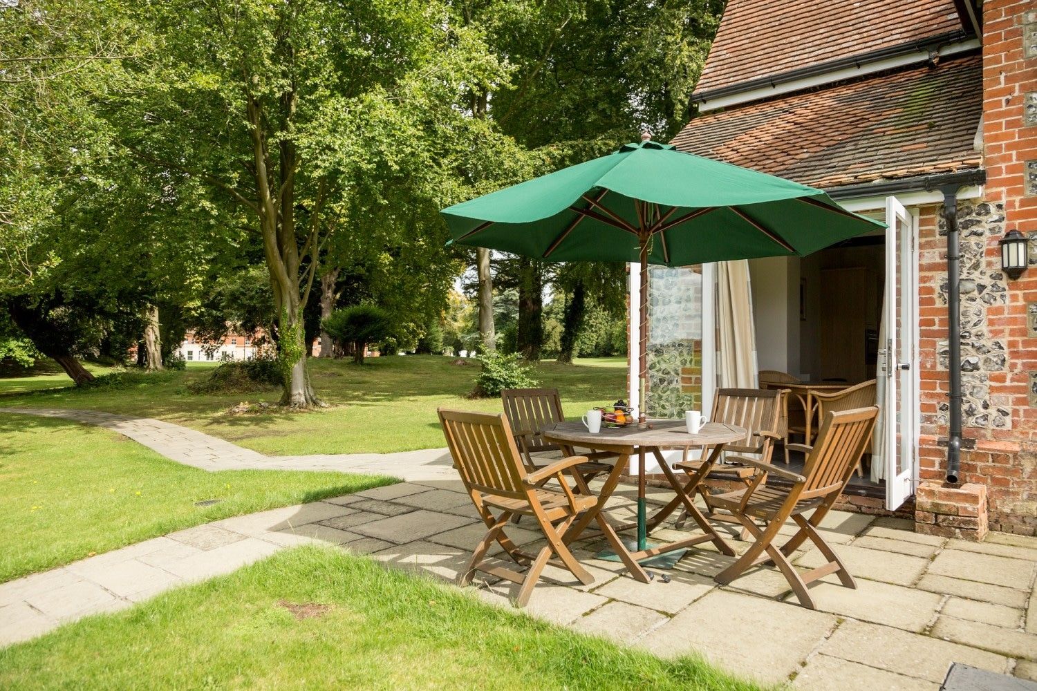 Oakley Hall Hotel Basingstoke Zimmer foto